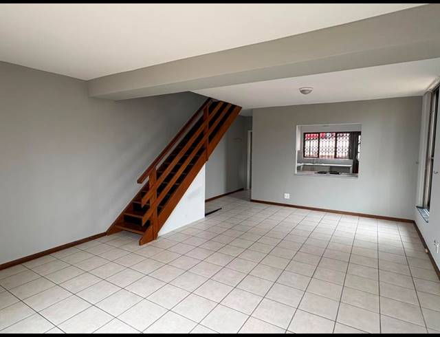 3 BEDROOM PROPERTY TO RENT IN FISH HOEK
